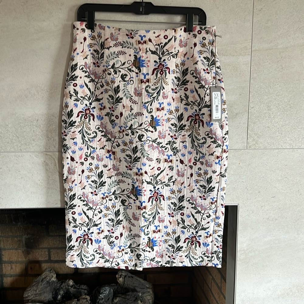 NY & Co. Floral Pencil Skirt